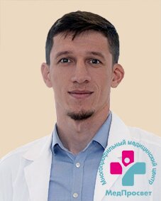 Маршенкулов Султан Эдуардович - флеболог, сосудистый хирург СПб